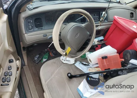 2000 Ford Crown Victoria Police Interceptor from USA, damaged, VIN 2FAFP71W1YX163972